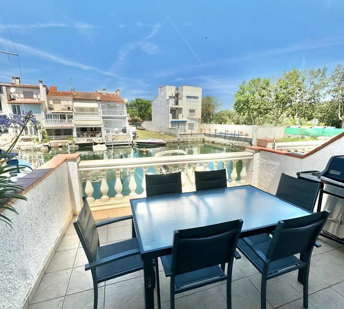 Maison Empuriabrava Proche Canaux Et Plage