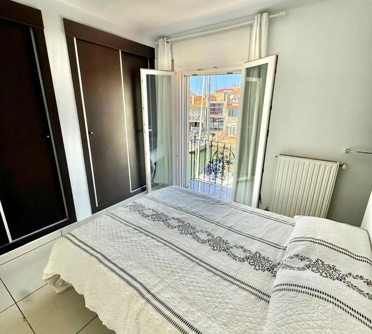 Maison Empuriabrava Proche Canaux Et Plage Holiday home